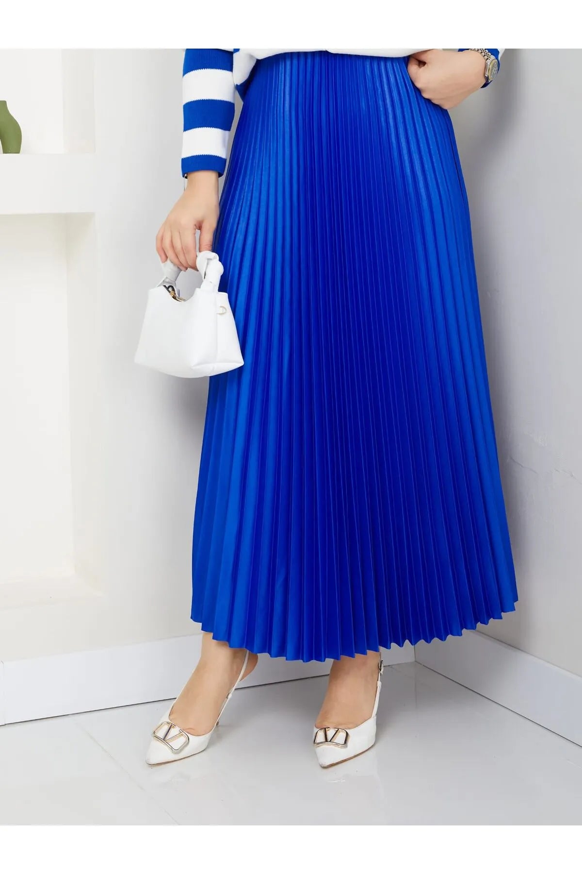 Fustă plisată midi Bela Moda, culoare albastru electric